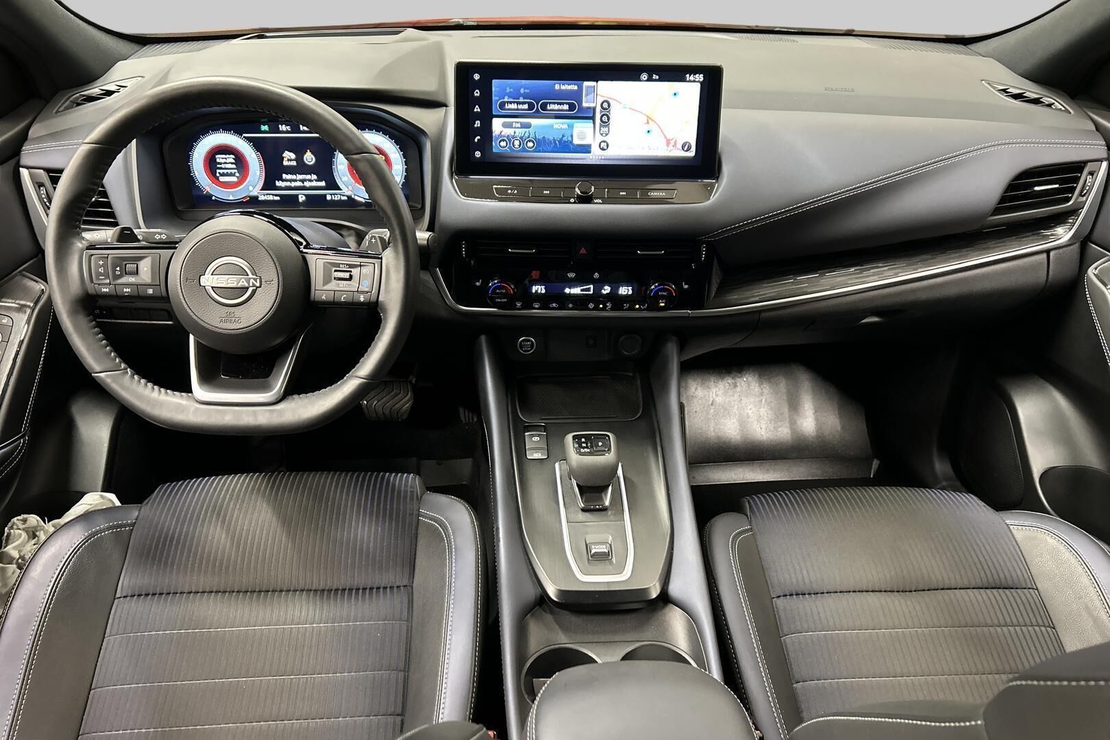 Nissan Qashqai iso kuva 11