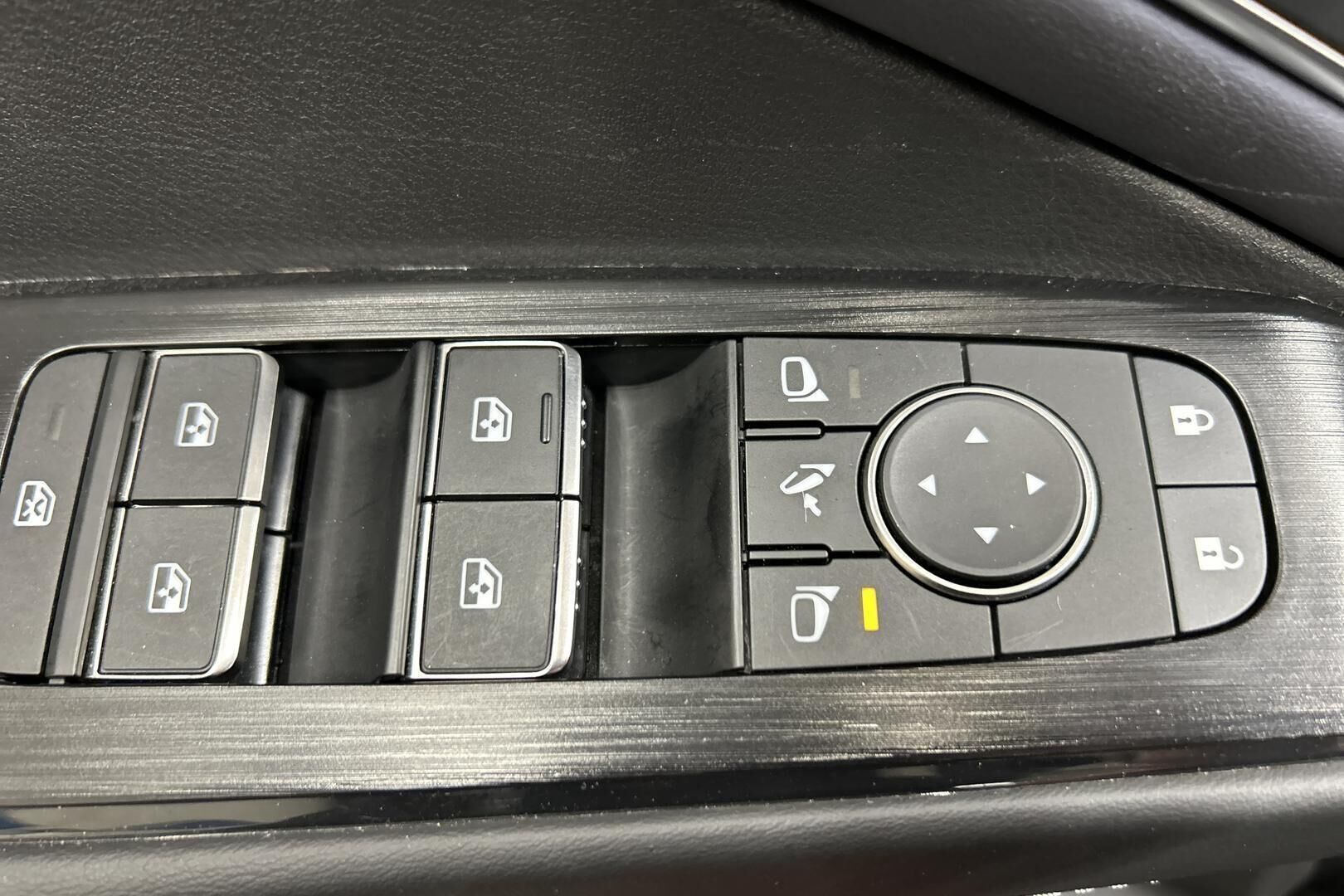 Nissan Qashqai iso kuva 20