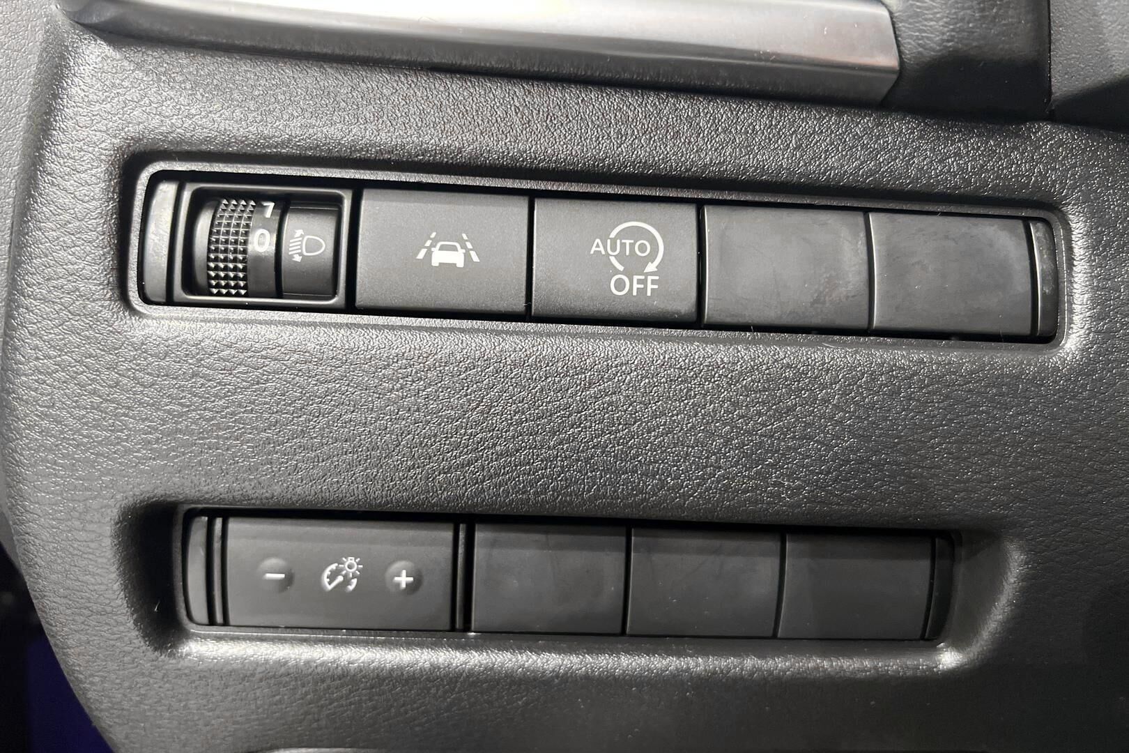 Nissan Qashqai iso kuva 25