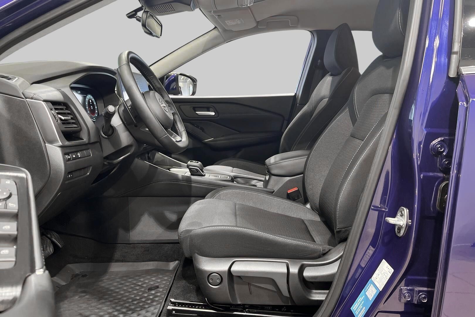Nissan Qashqai iso kuva 9