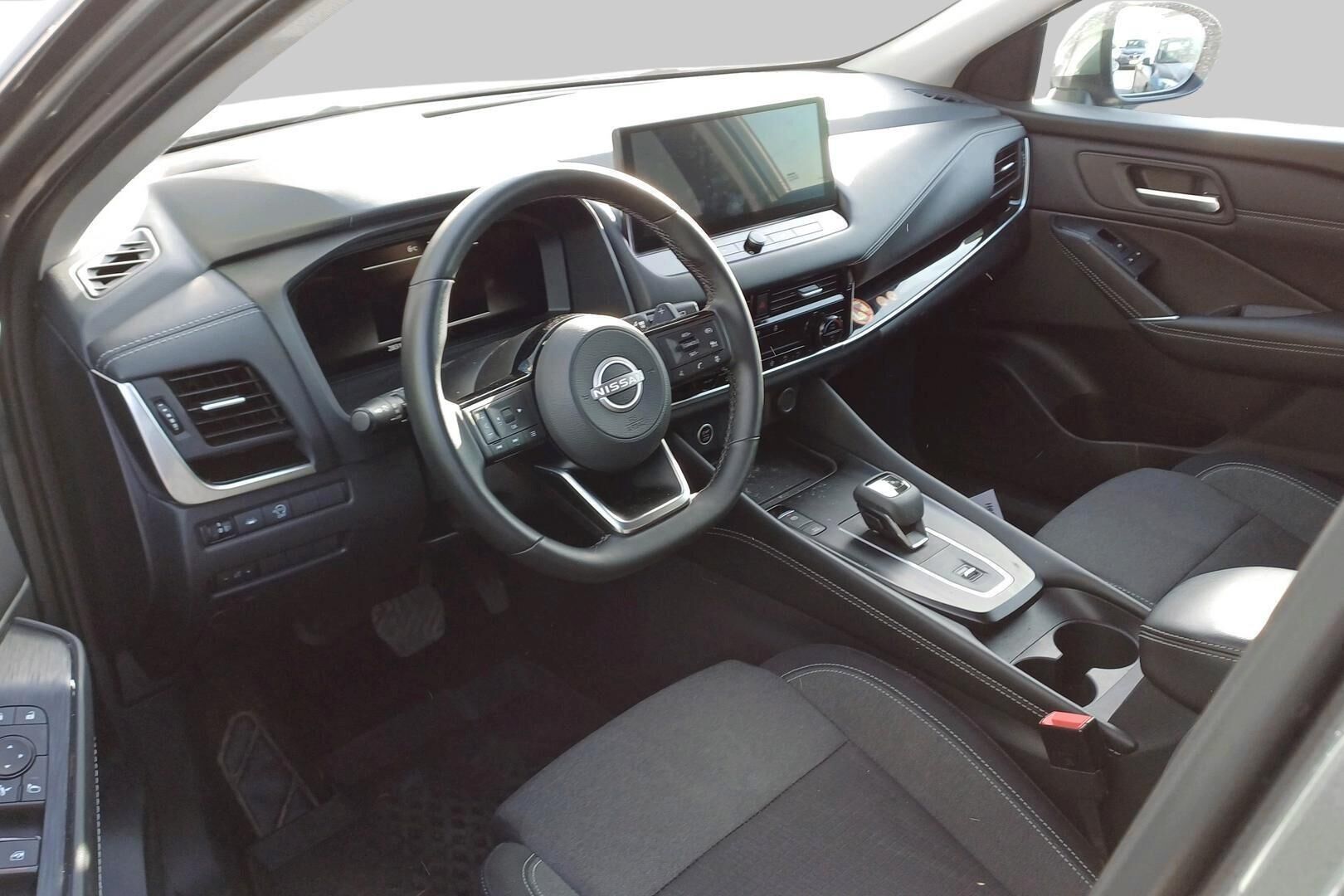 Nissan Qashqai iso kuva 2