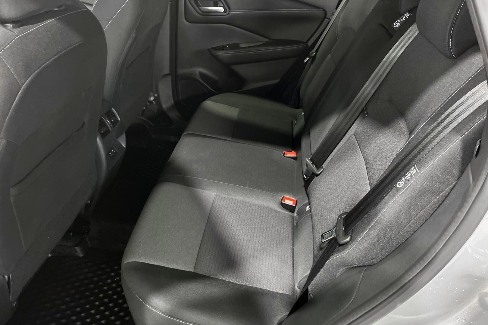 Nissan Qashqai iso kuva 8