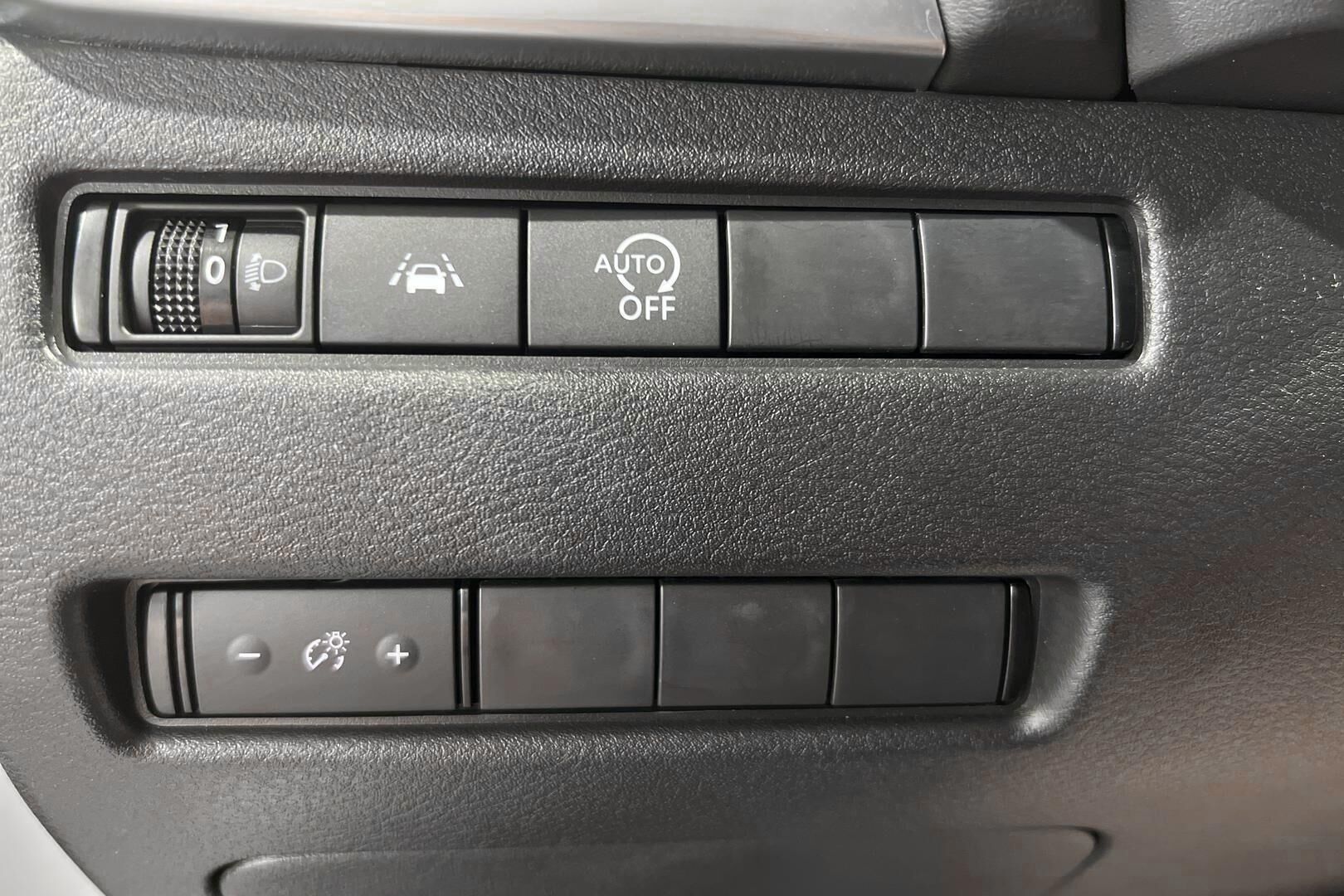 Nissan Qashqai iso kuva 11
