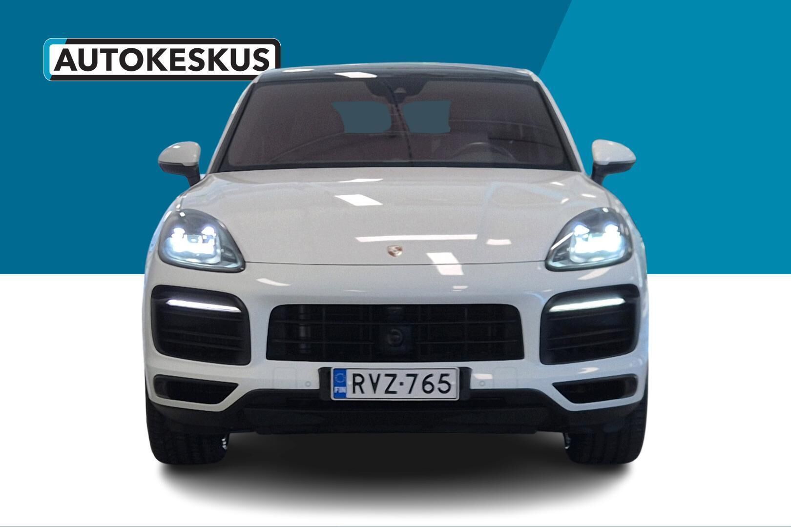 Porsche Cayenne iso kuva 2