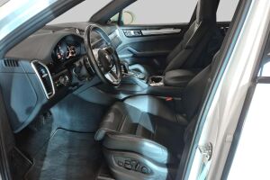 Porsche Cayenne esikatselu 9