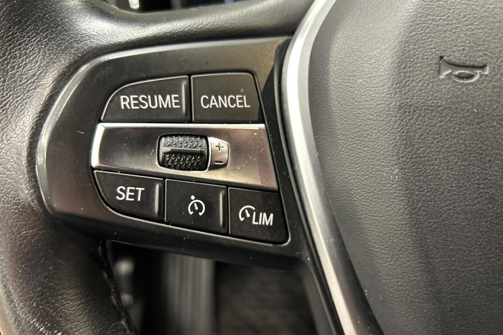 BMW 3-sarja iso kuva 15