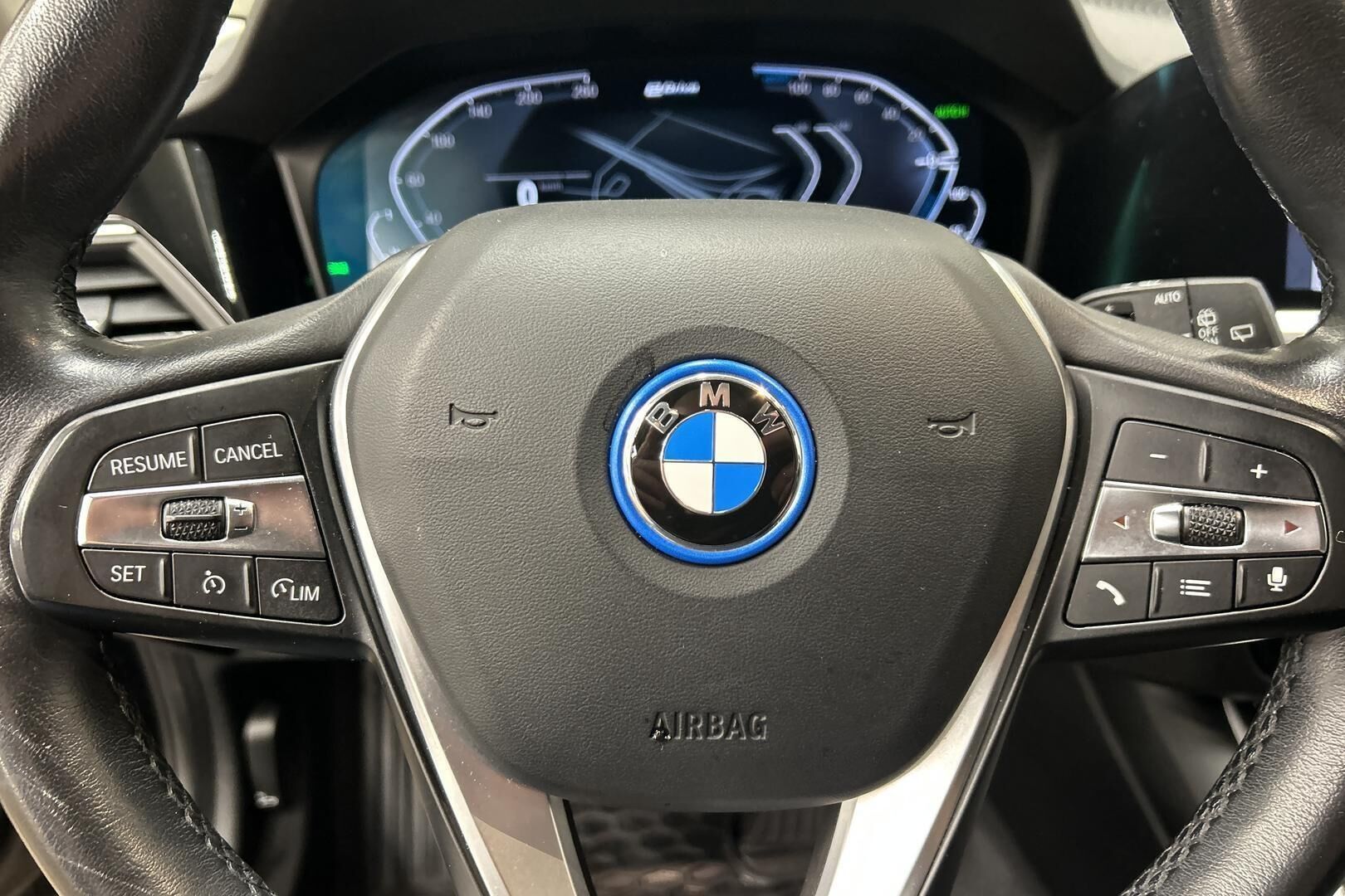 BMW 3-sarja iso kuva 18