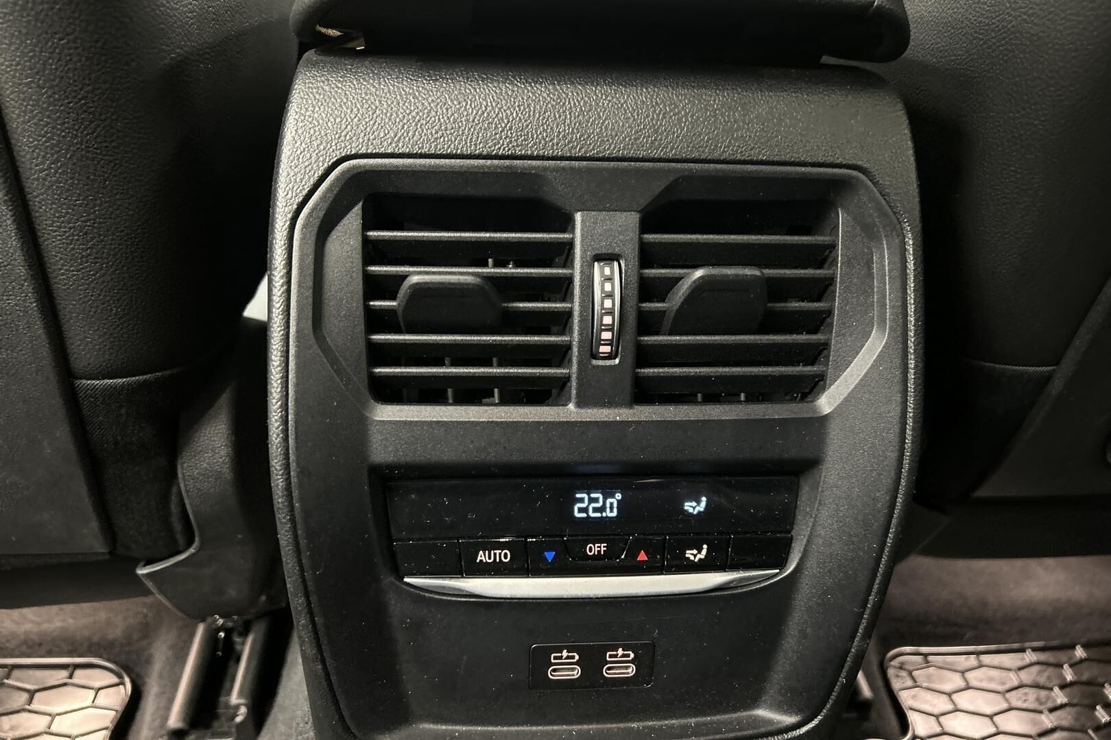 BMW 3-sarja iso kuva 22