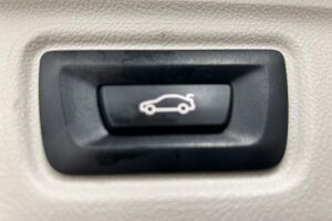 BMW 3-sarja esikatselu 23