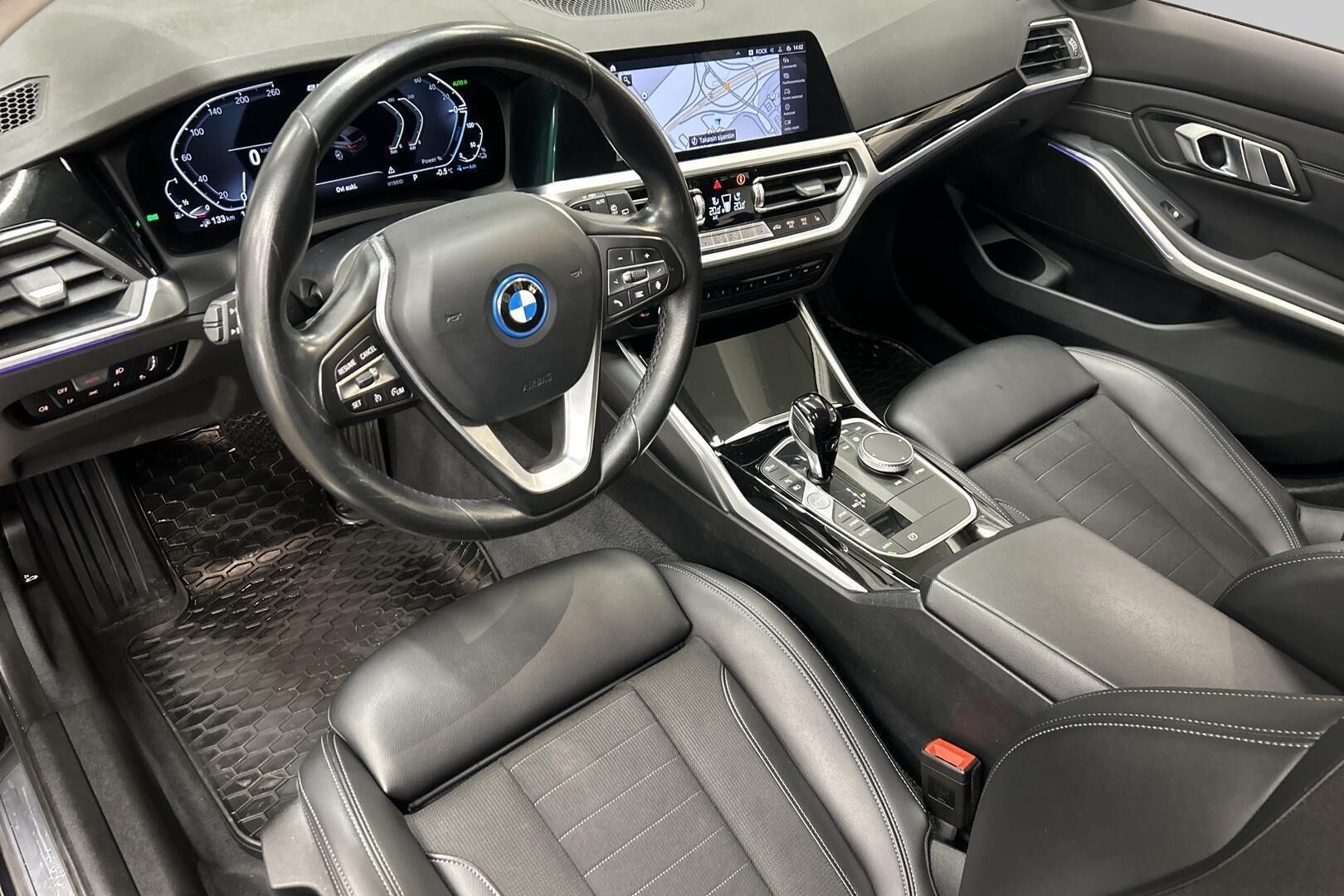 BMW 3-sarja iso kuva 9