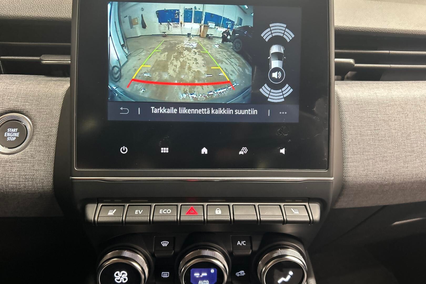 Mitsubishi Colt iso kuva 17