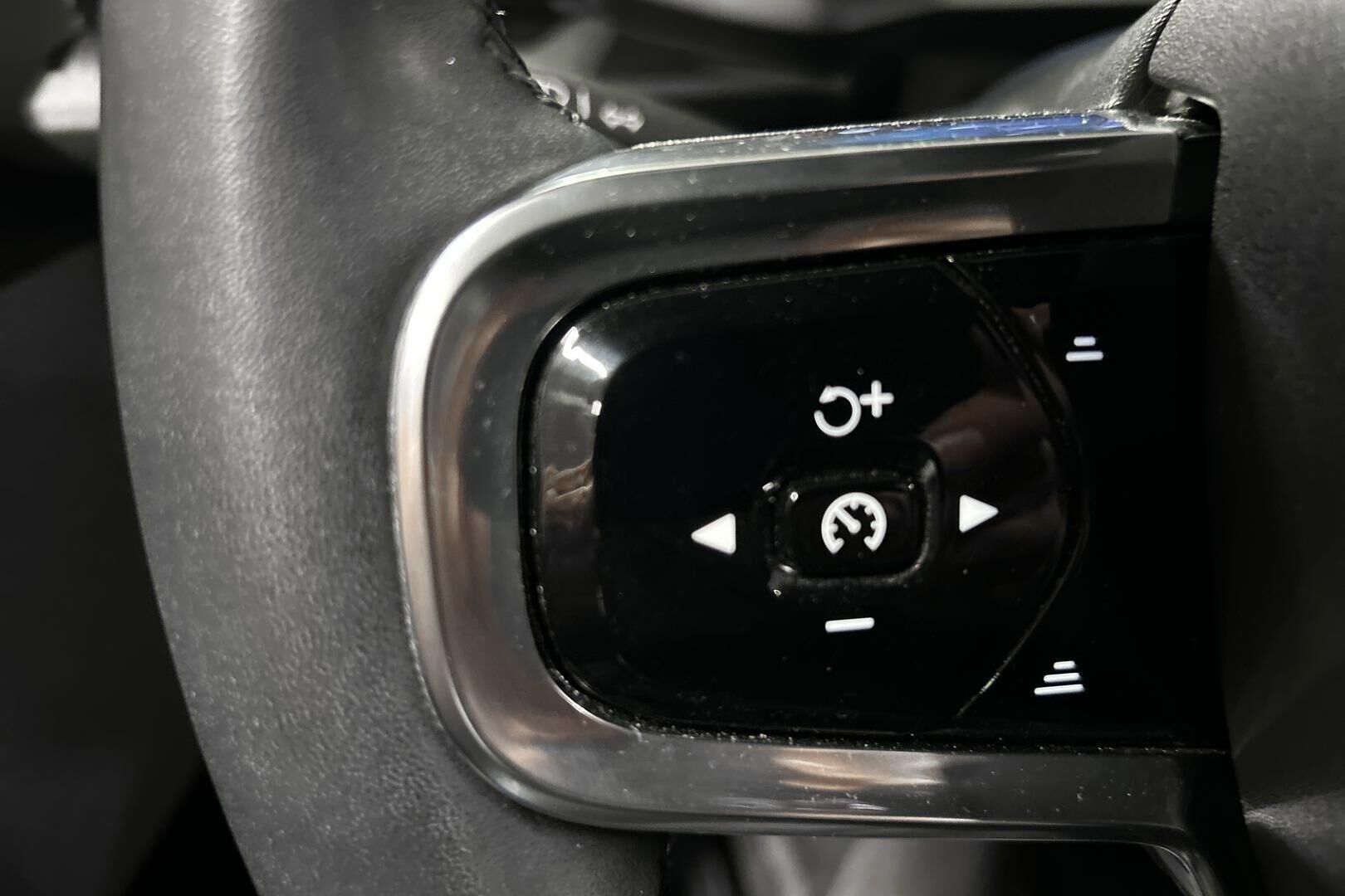 Polestar 2 iso kuva 23