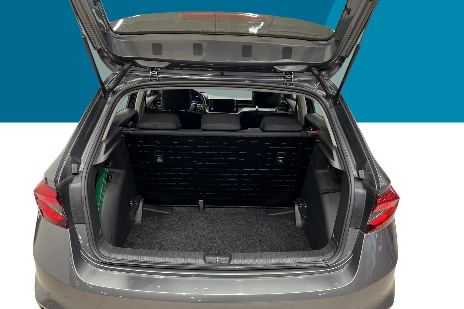 Skoda Fabia iso kuva 10