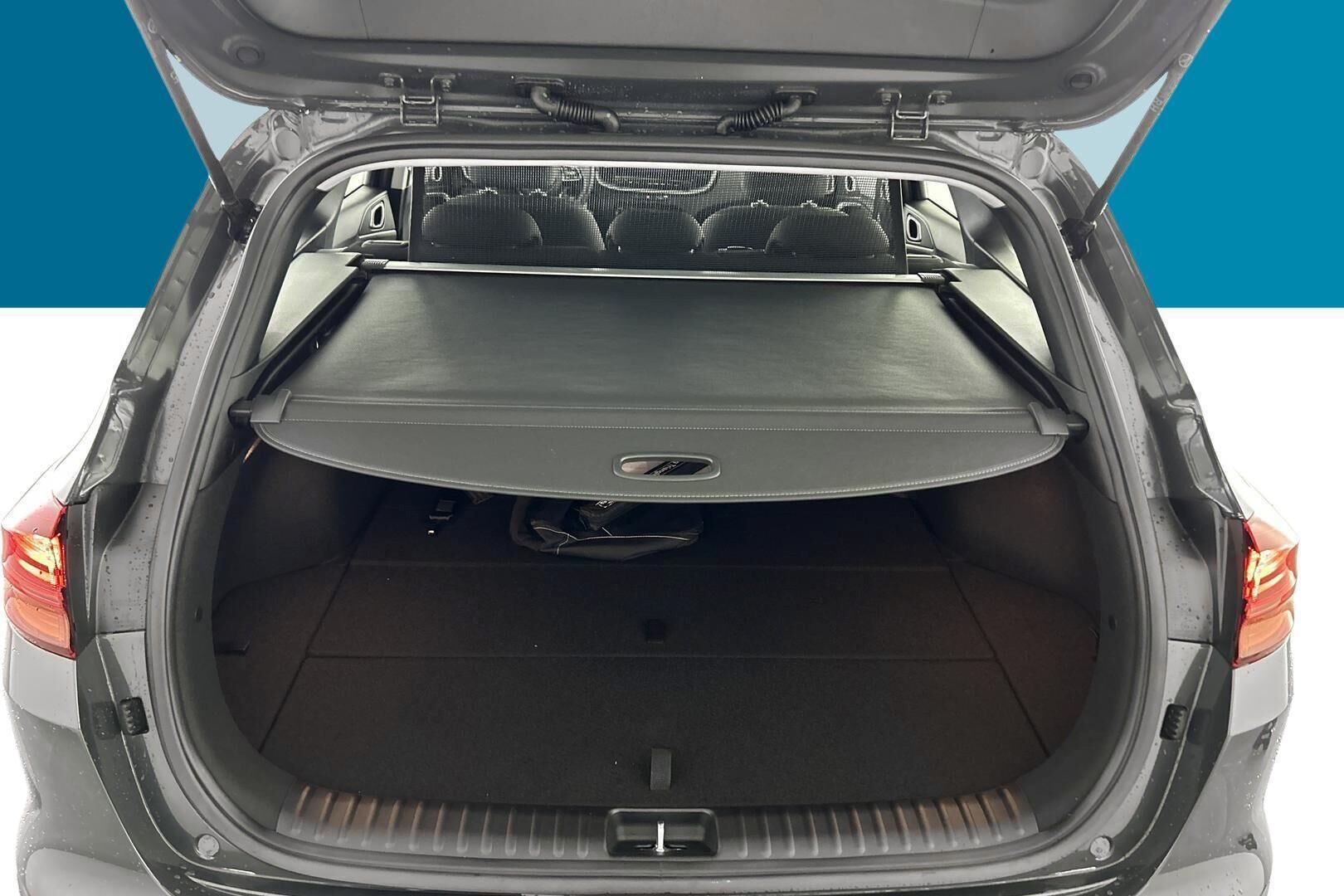 Kia Ceed iso kuva 11