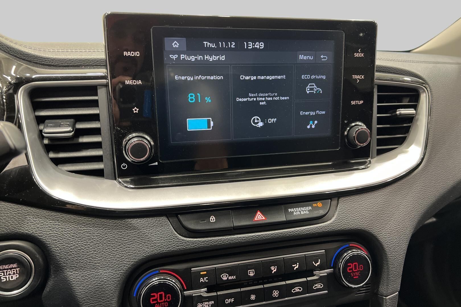 Kia Ceed iso kuva 15