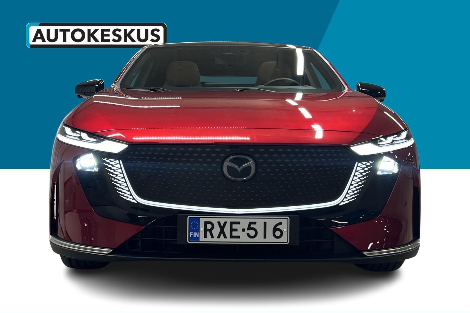 Mazda 6 iso kuva 17