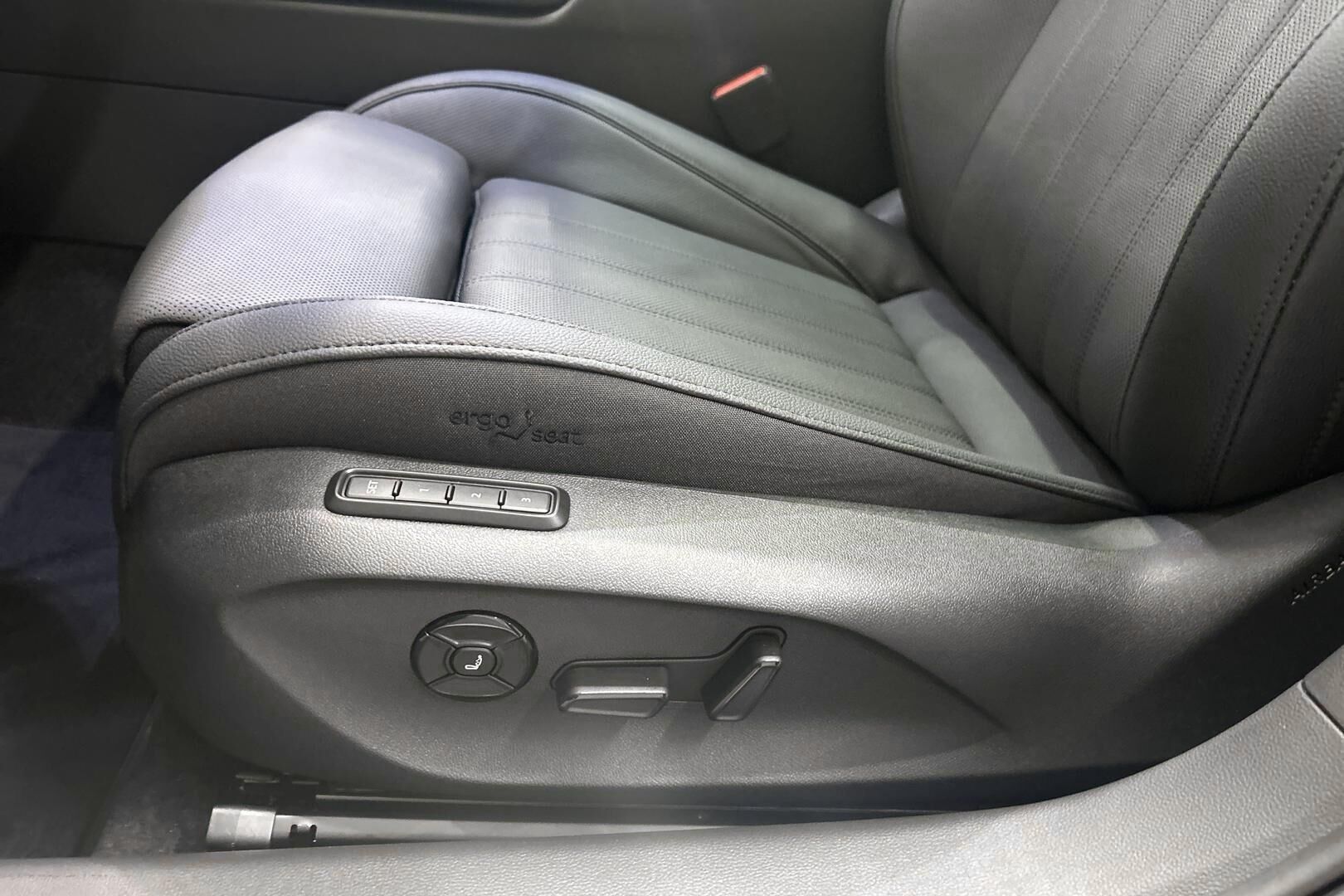 Skoda Superb iso kuva 21