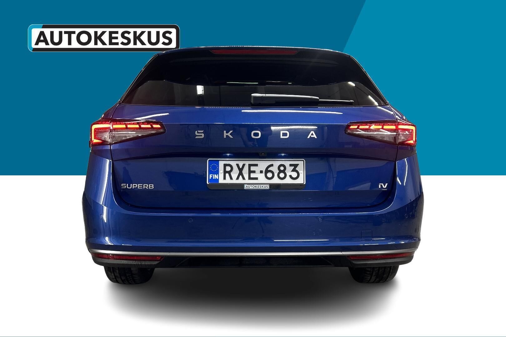 Skoda Superb iso kuva 5