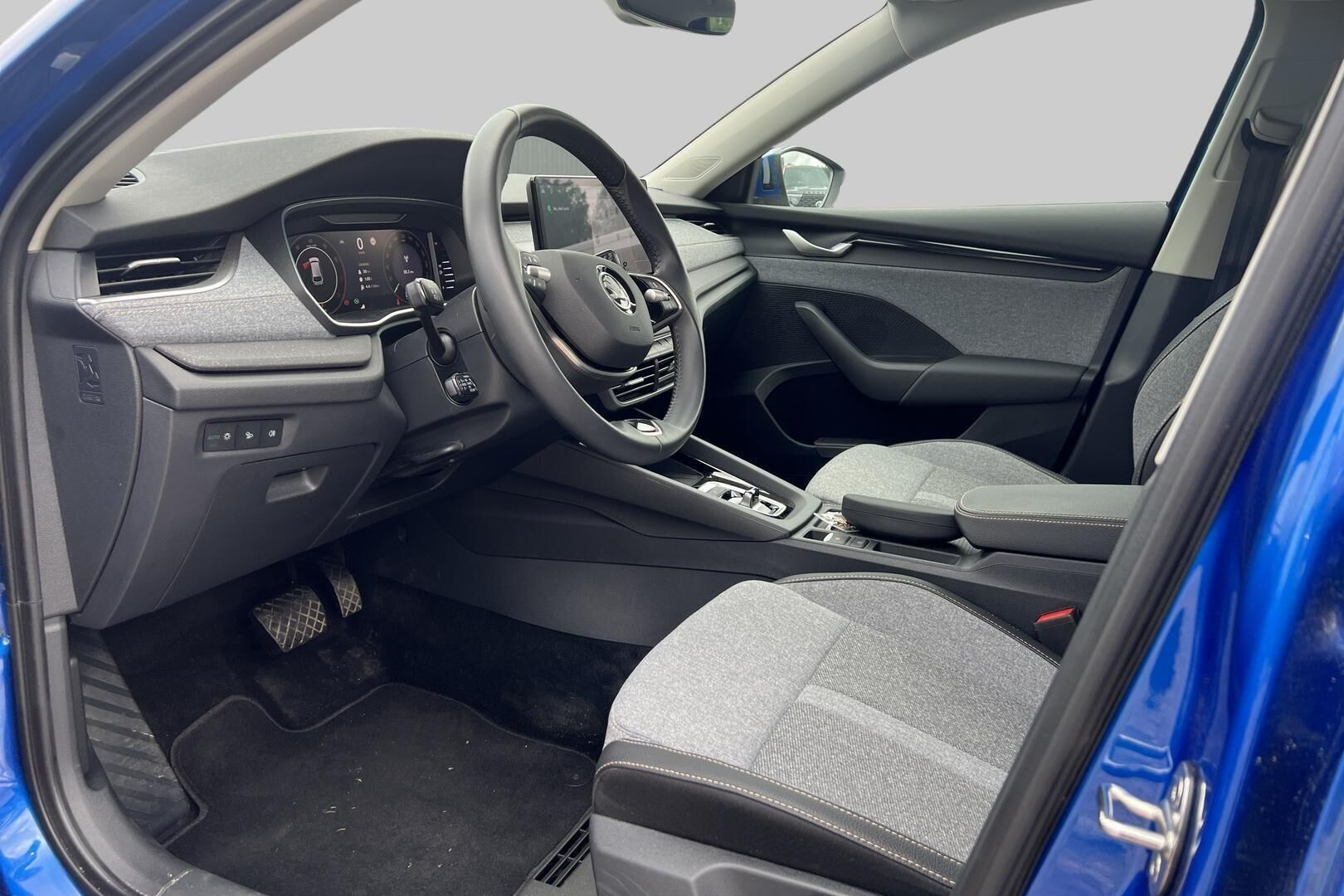 Skoda Octavia iso kuva 1