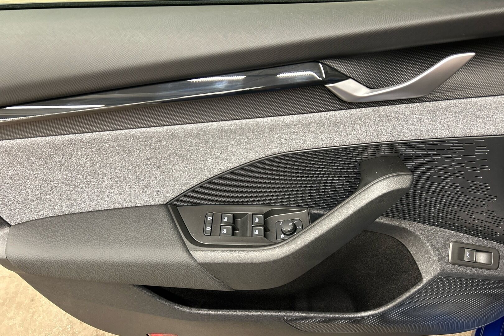 Skoda Octavia iso kuva 19
