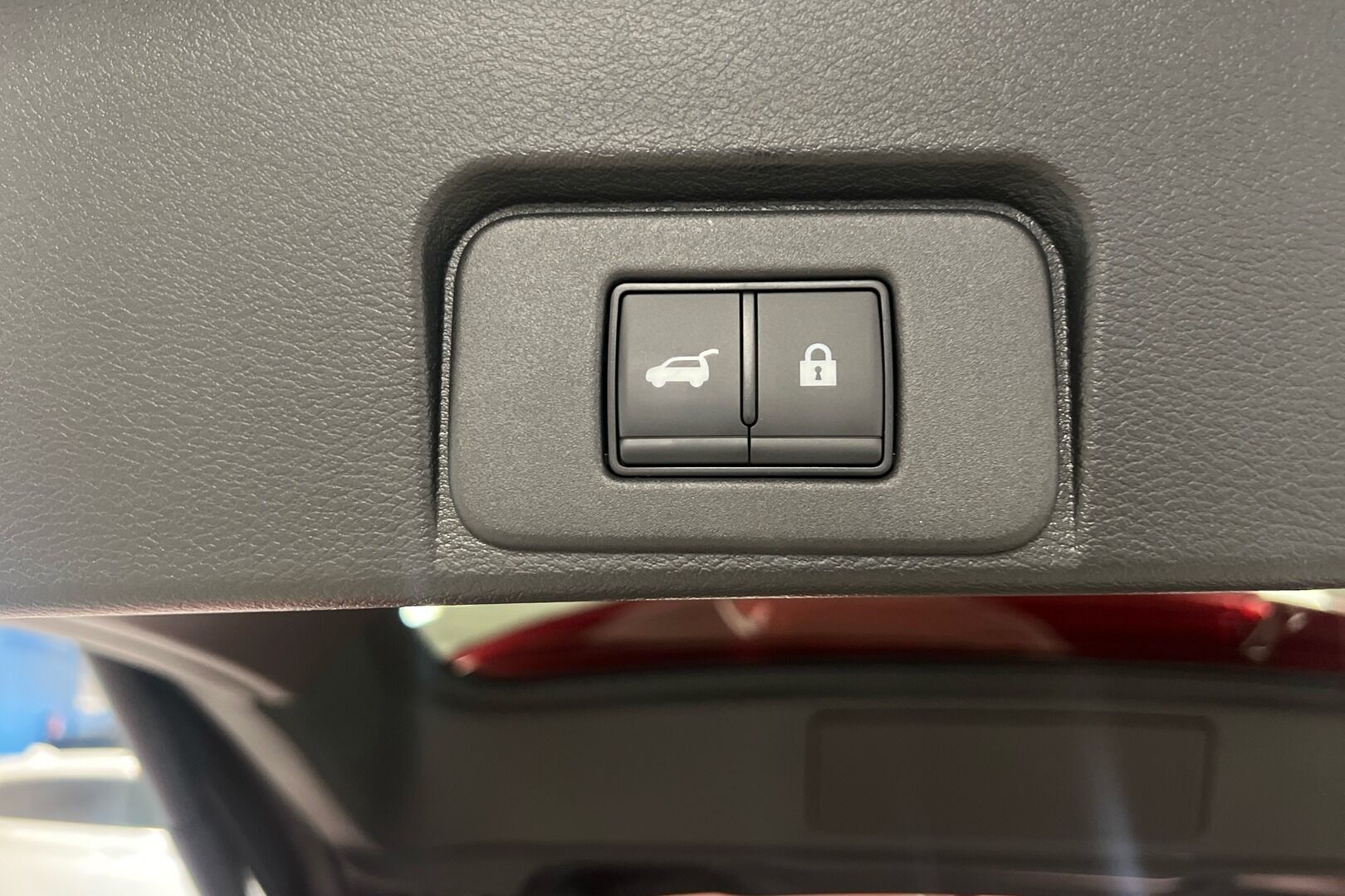 Nissan X-Trail iso kuva 11