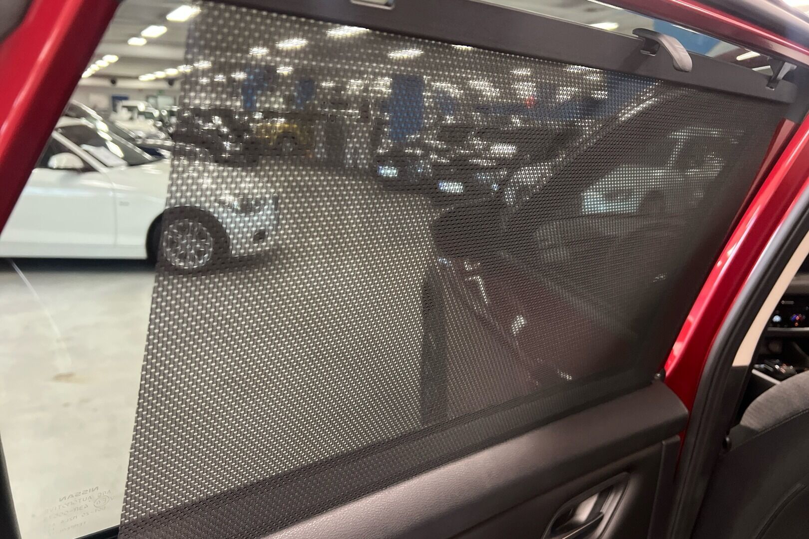 Nissan X-Trail iso kuva 13