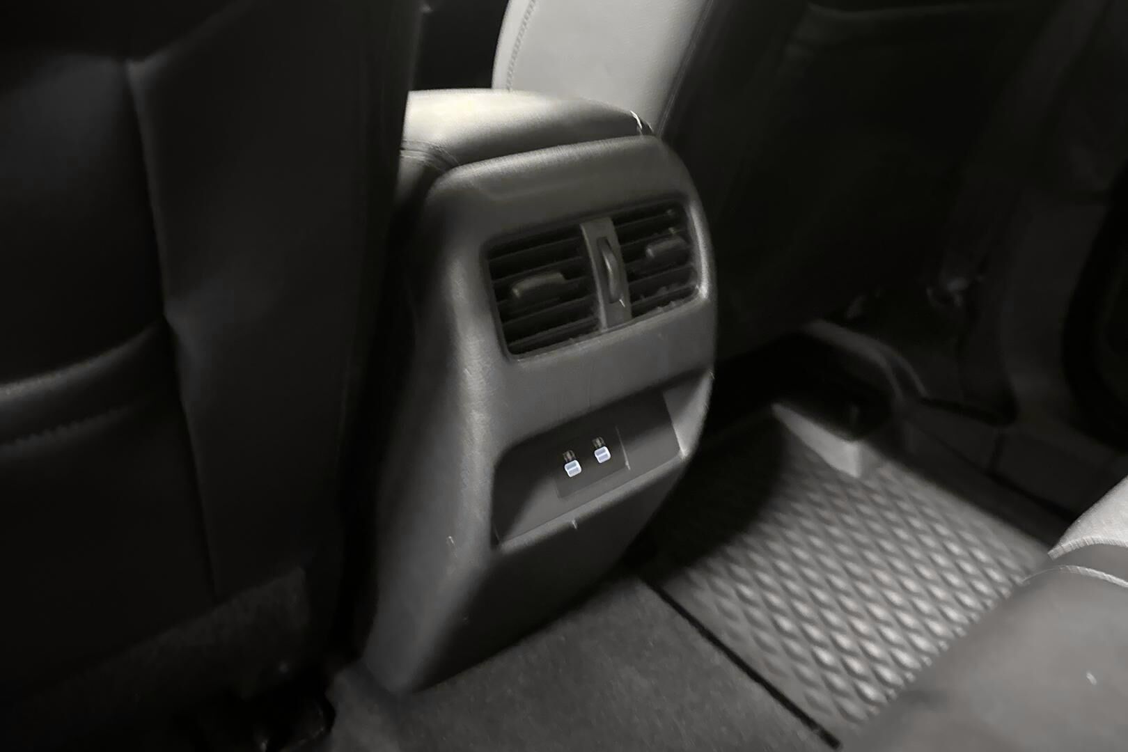 Nissan Qashqai iso kuva 14