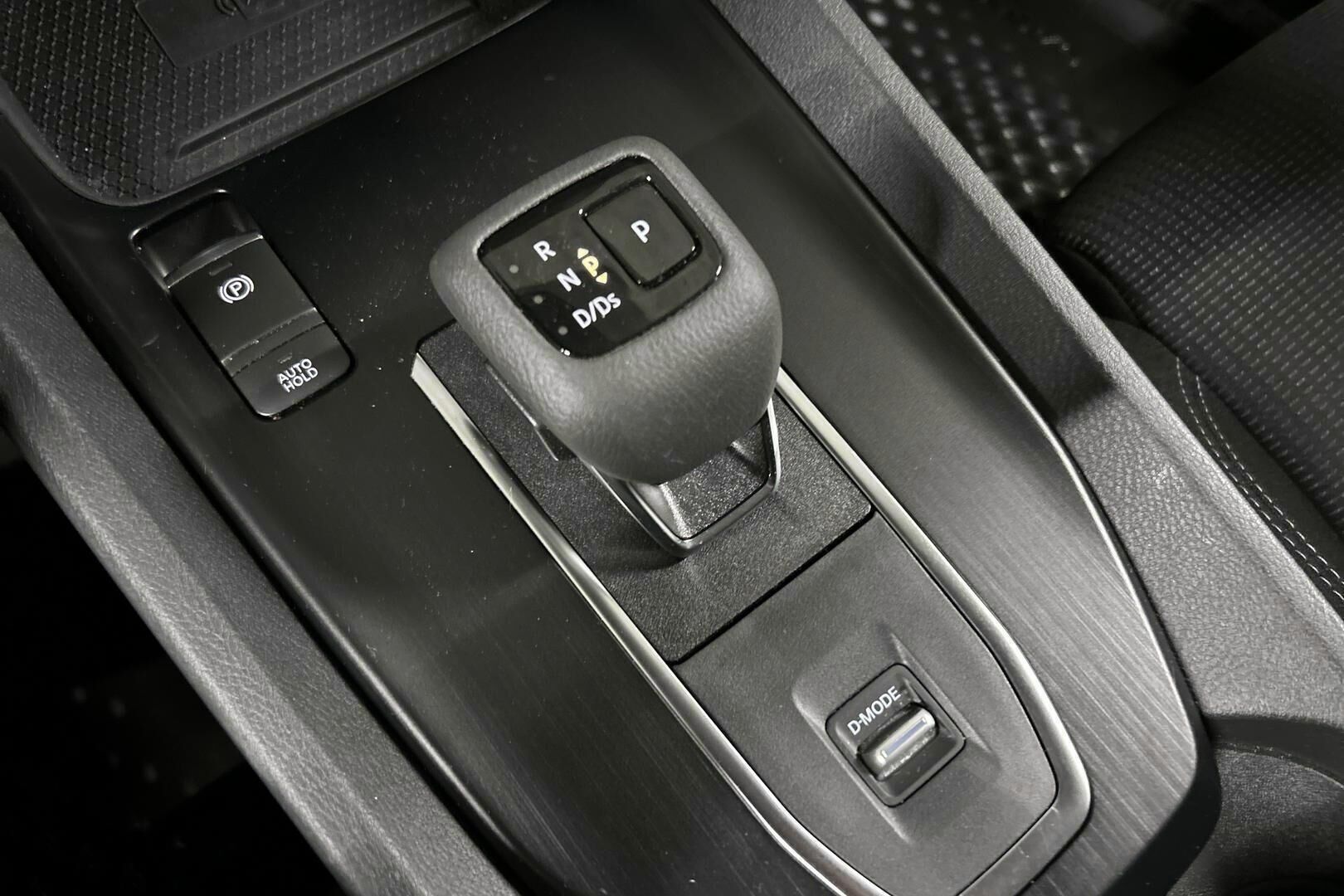 Nissan Qashqai iso kuva 21