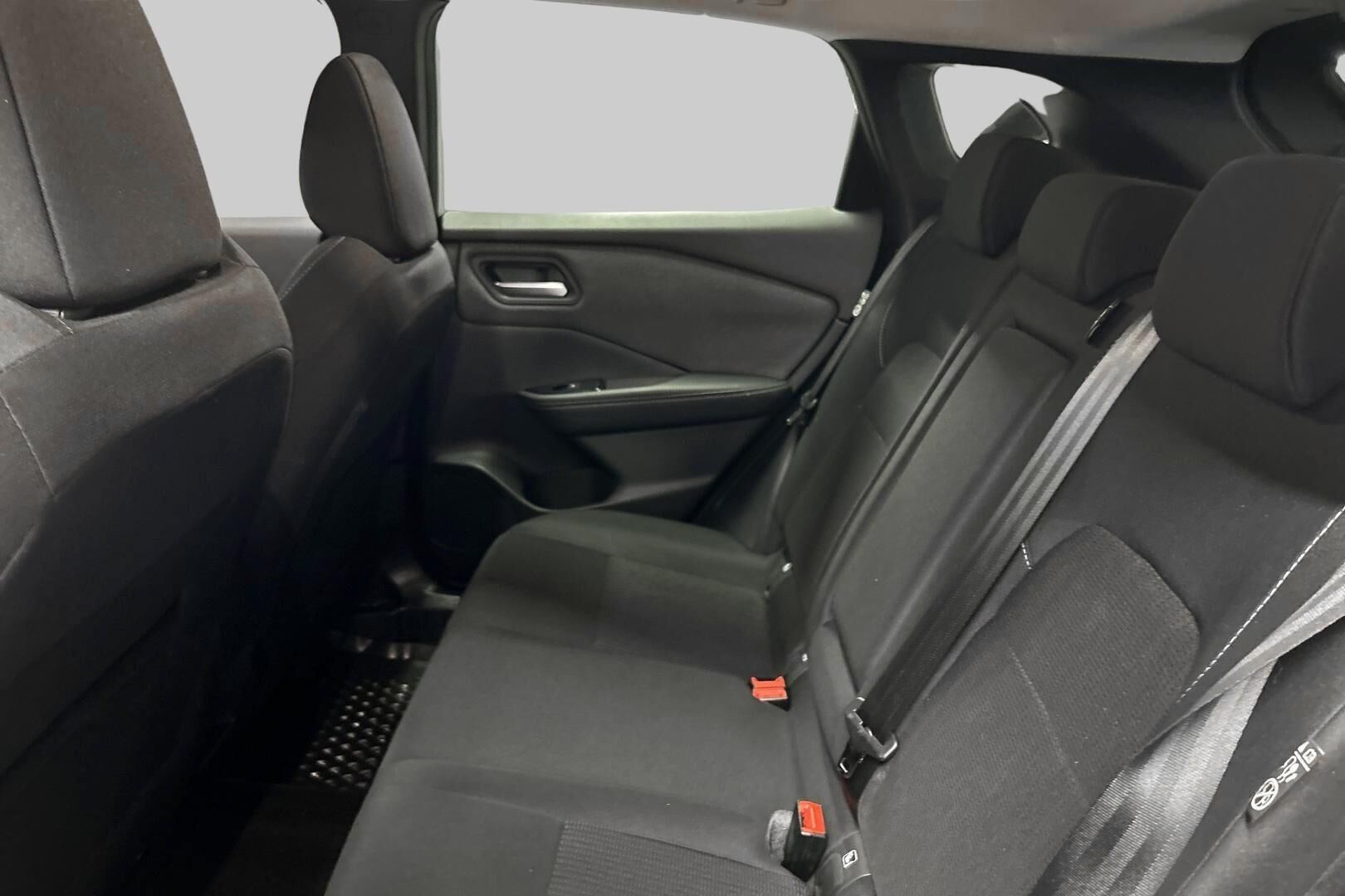 Nissan Qashqai iso kuva 9
