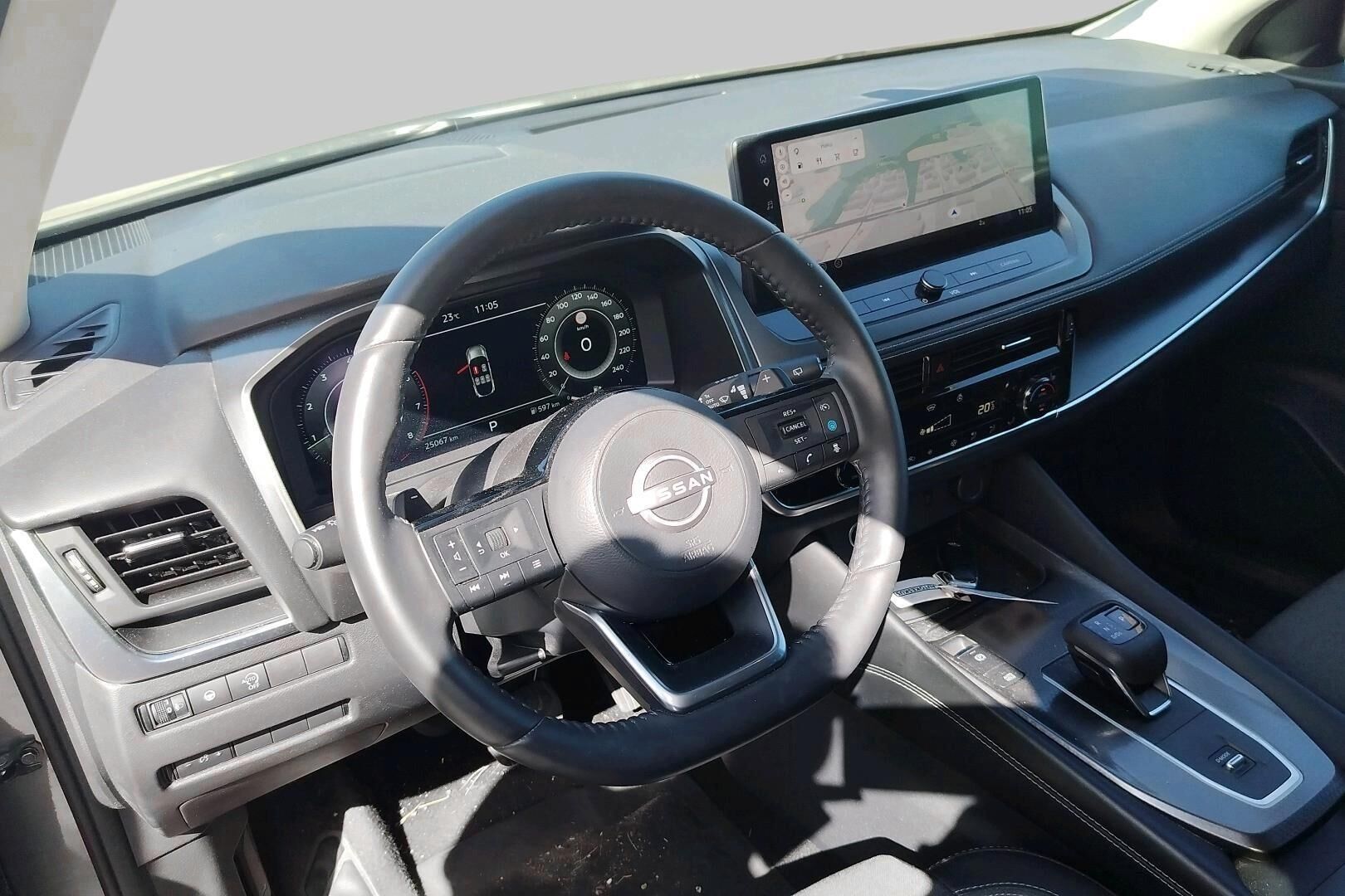 Nissan Qashqai iso kuva 1