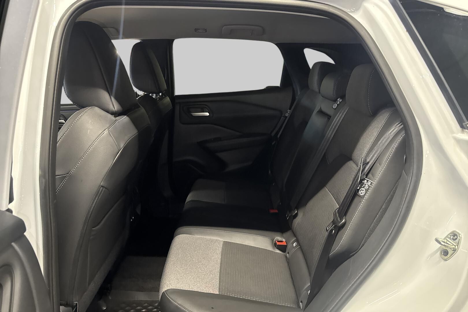 Nissan Qashqai iso kuva 8