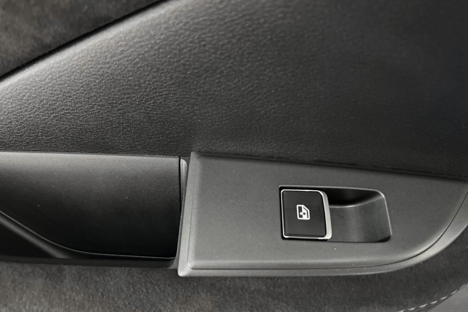 Nissan Qashqai iso kuva 24