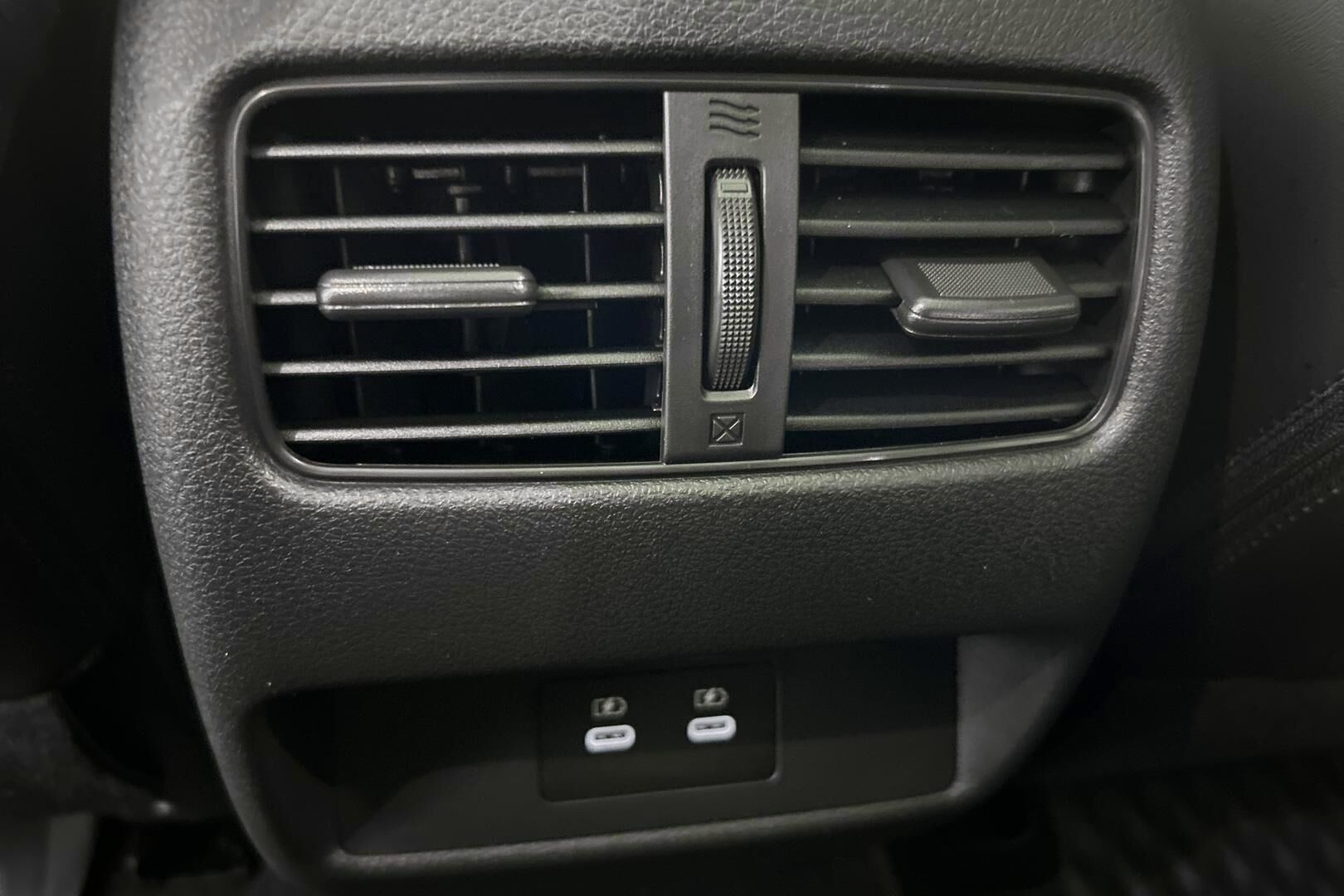 Nissan Qashqai iso kuva 25