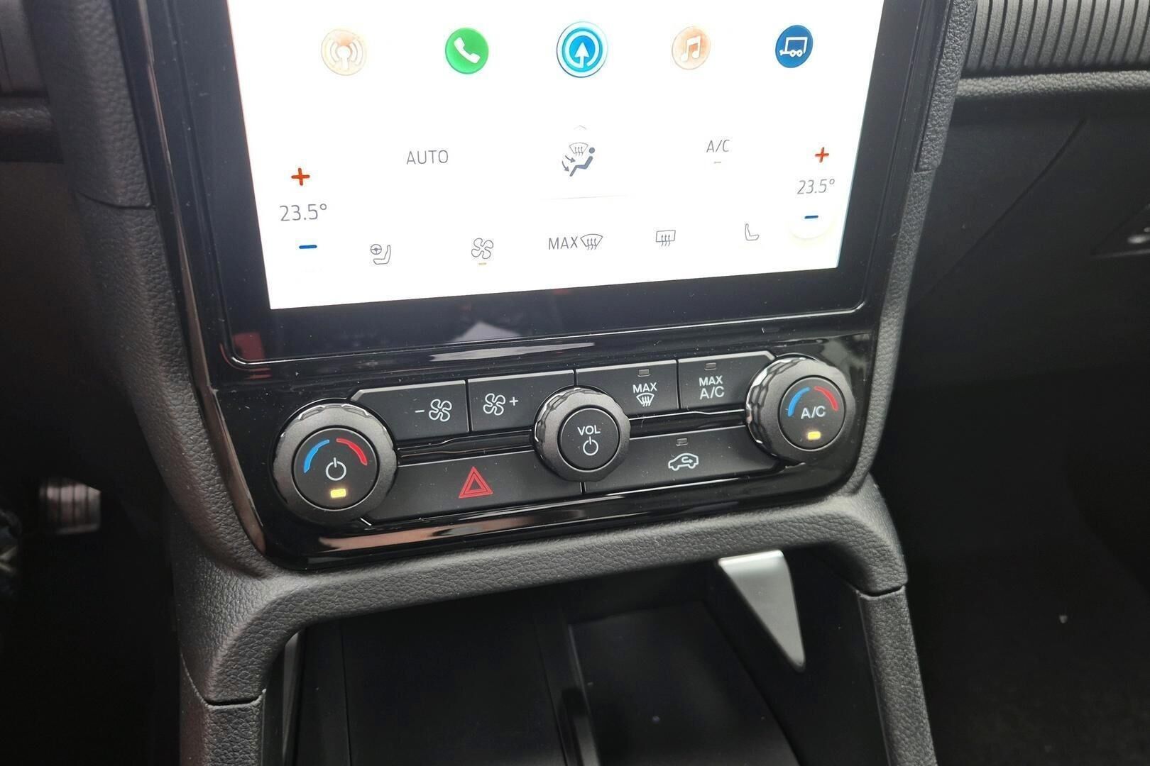 Ford Ranger iso kuva 15