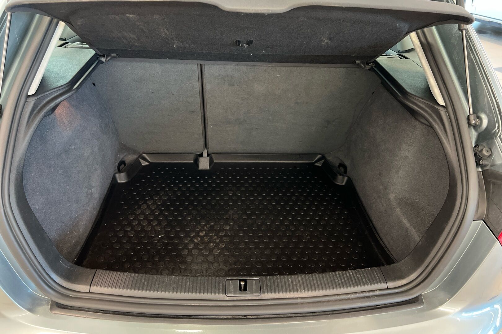 Audi A3 iso kuva 10