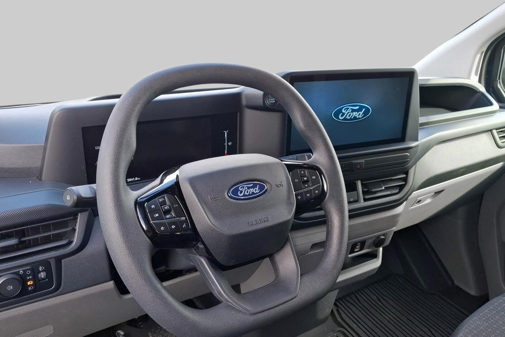 Ford Transit Custom iso kuva 1