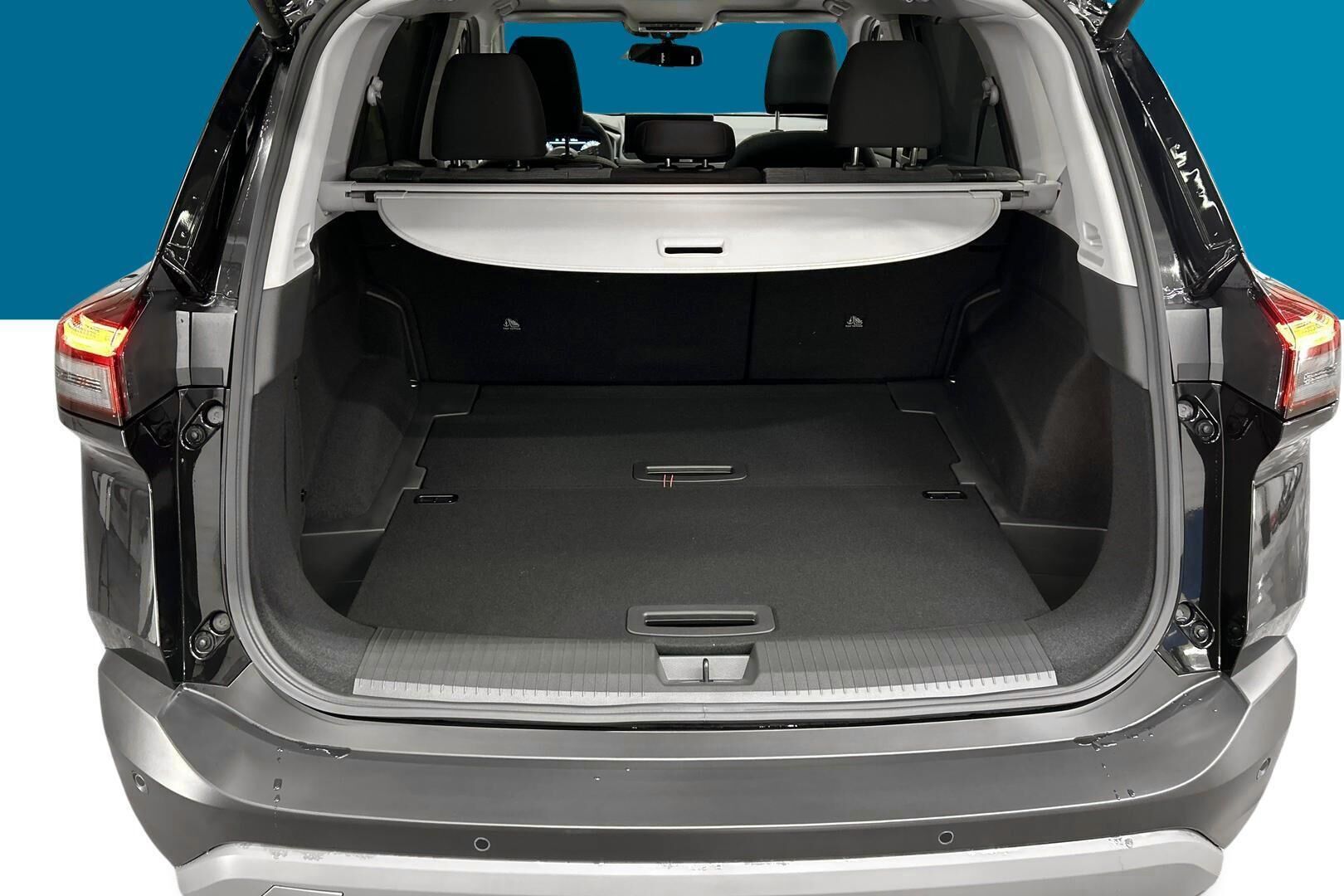 Nissan X-Trail iso kuva 11