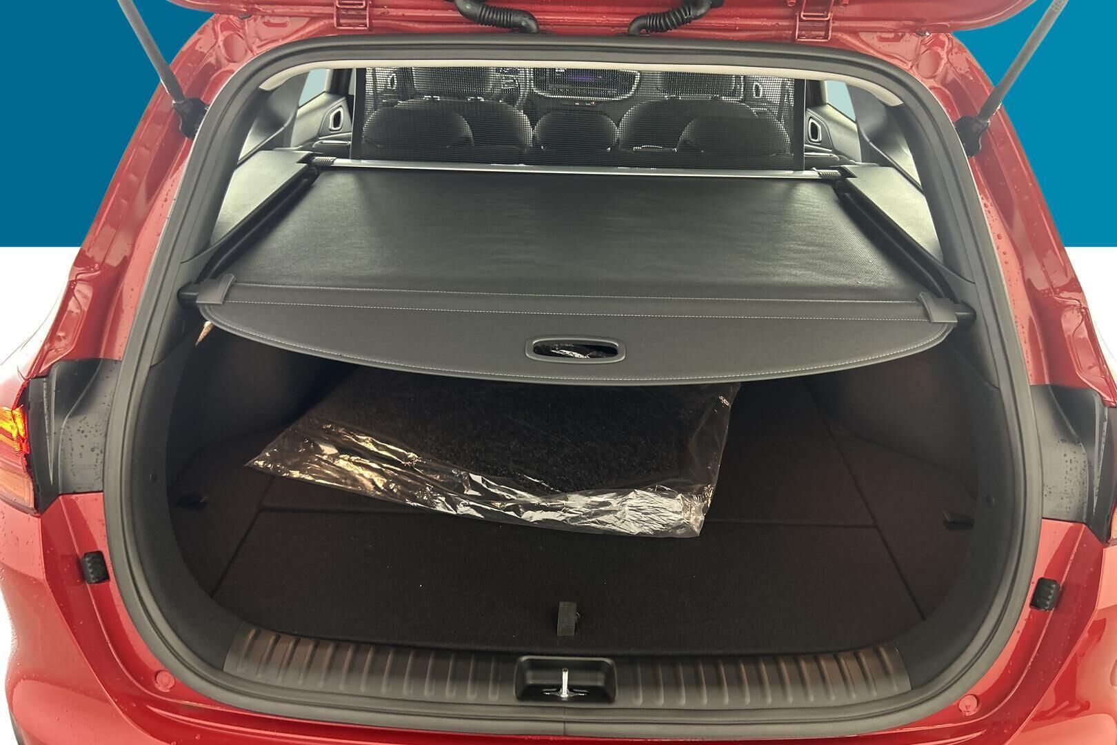 Kia Ceed iso kuva 28
