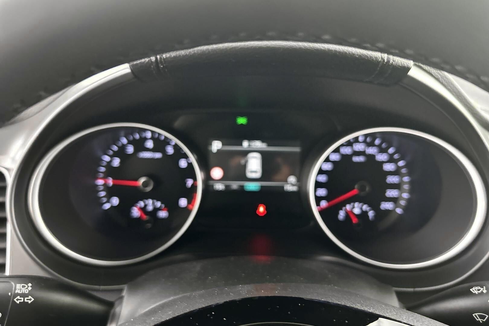Kia Ceed iso kuva 13