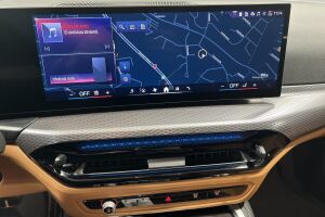 BMW i4 esikatselu 16