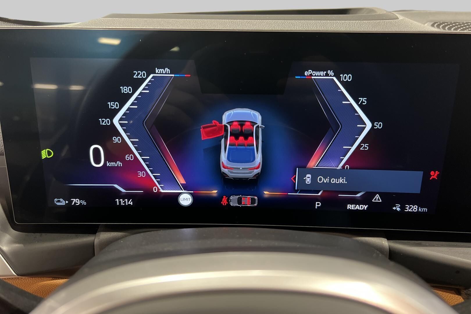 BMW i4 iso kuva 18