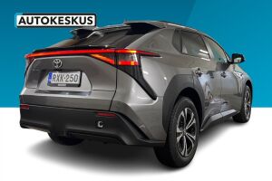 Toyota bZ4X esikatselu 1