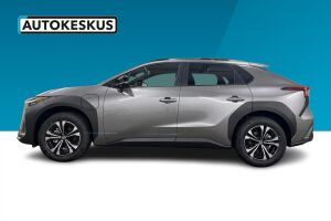 Toyota bZ4X esikatselu 4