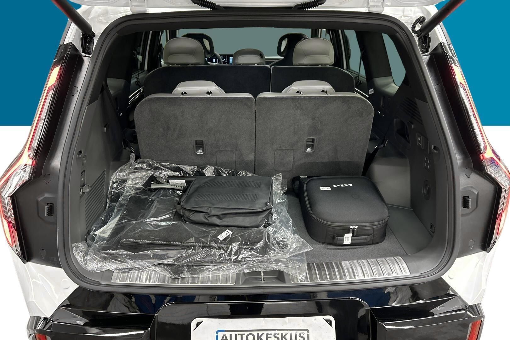KIA EV9 iso kuva 11