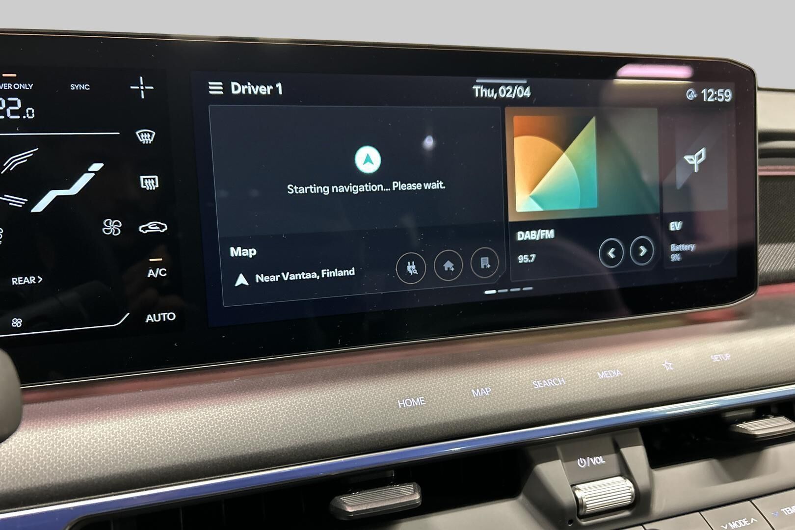 KIA EV9 iso kuva 14