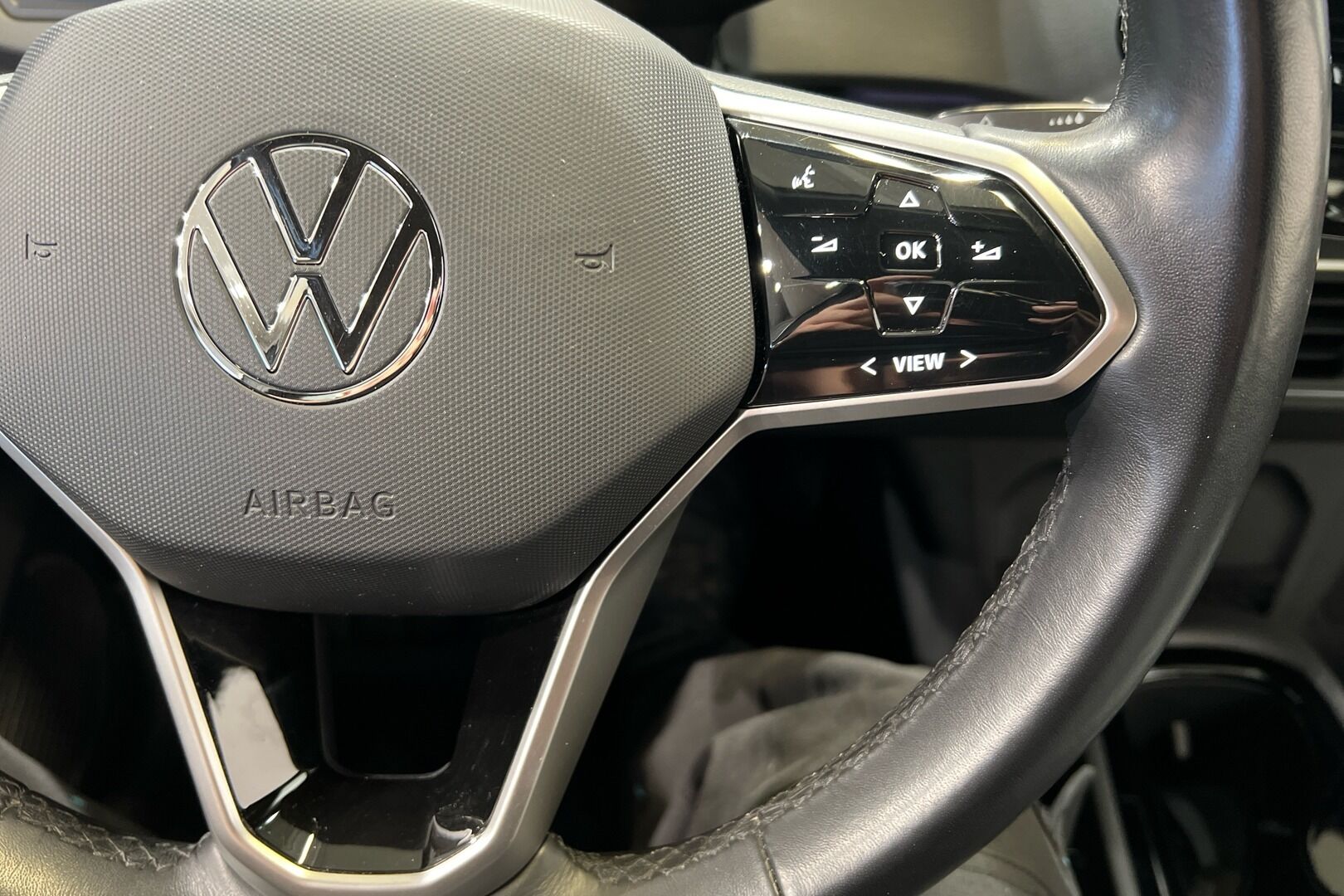 VOLKSWAGEN ID.3 iso kuva 11