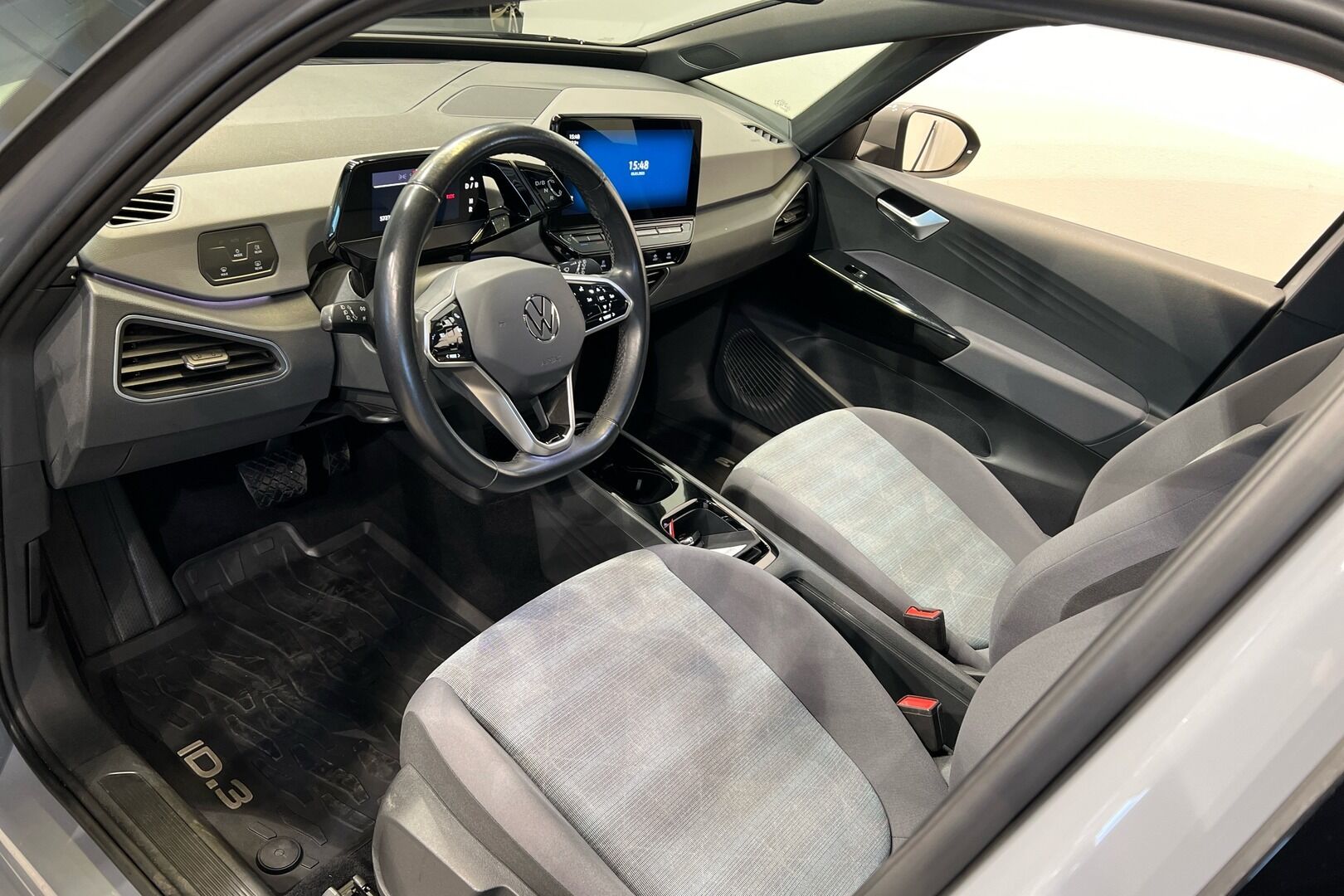 VOLKSWAGEN ID.3 iso kuva 14