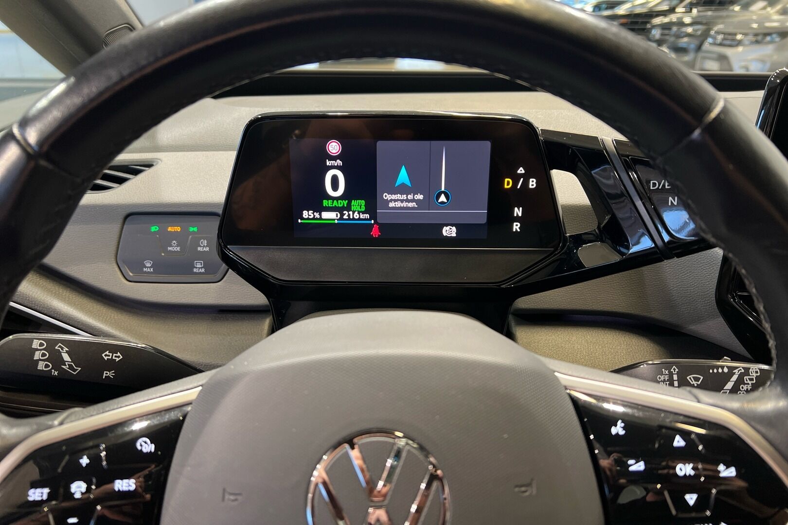 VOLKSWAGEN ID.3 iso kuva 22
