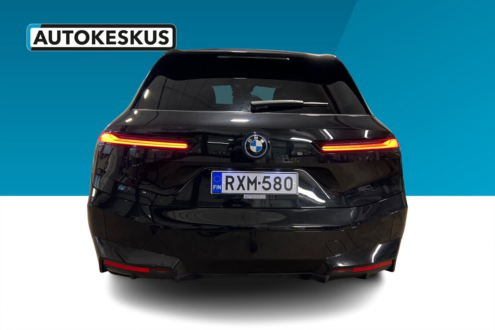 BMW iX iso kuva 2