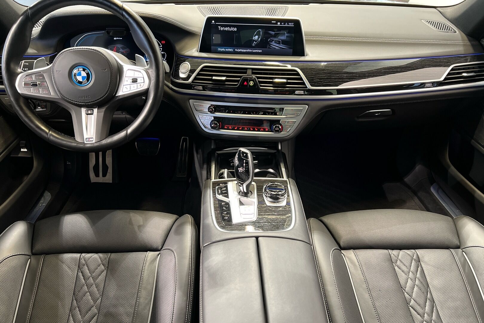 BMW 7-SARJA iso kuva 11